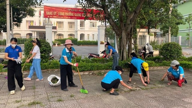 Sáng nay, 126 xã, phường ra quân tổng vệ sinh môi trường, mở đầu chuỗi hoạt động “Ngày cuối tuần xanh” tháng 8