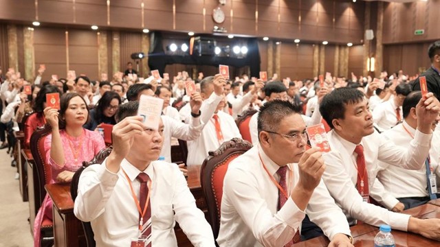 Sáng 16/8, Đại hội Đại biểu Đảng bộ UBND TP Hà Nội lần thứ I, nhiệm kỳ 2025-2030 diễn ra phiên chính thức