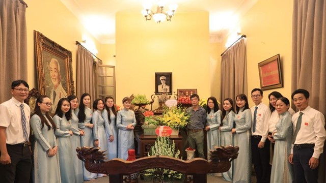 Ban Tuyên giáo và Công tác xã hội kết nạp đảng viên mới và sinh hoạt truyền thống  ​