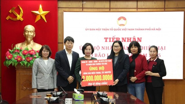 Nhiều xã phường Hà Nội tiếp tục ủng hộ đồng bào bị thiệt hại do mưa, lũ gây ra