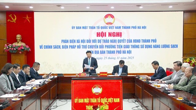 Hội nghị phản biện chính sách, biện pháp hỗ trợ chuyển đổi phương tiện giao thông sử dụng năng lượng sạch trên địa bàn Hà Nội