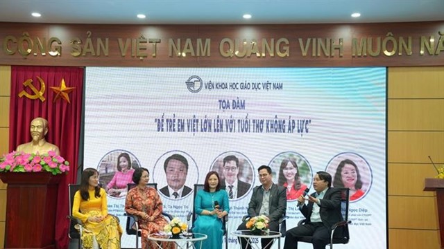 “Để trẻ em Việt lớn lên với tuổi thơ không áp lực”