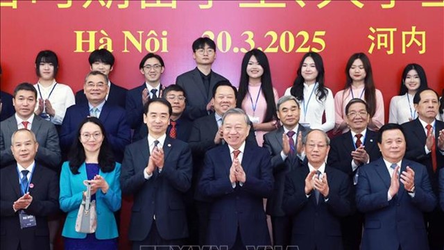 Kỳ vọng thế hệ trẻ sẽ kế thừa truyền thống hữu nghị, mang đến tương lai tươi sáng cho quan hệ Việt - Trung