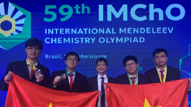 4 học sinh Việt Nam xuất sắc giành huy chương Kỳ thi Olympic Hóa học Quốc tế Mendeleev lần thứ 59 