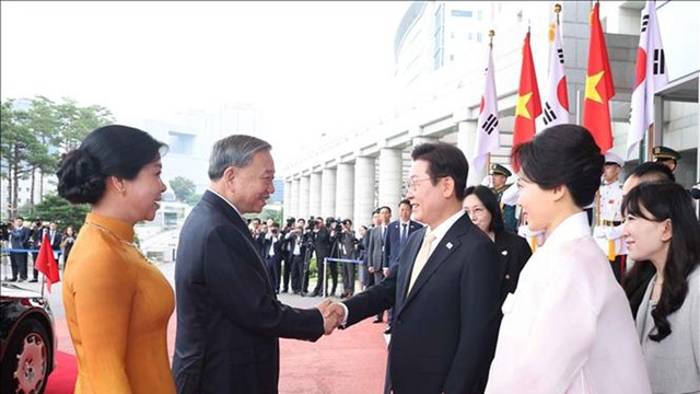 Tổng thống Hàn Quốc chủ trì Lễ đón trọng thể Tổng Bí thư Tô Lâm và Phu nhân