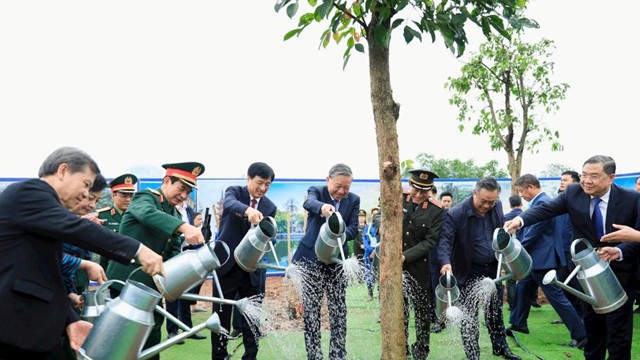 Tổng Bí thư Tô Lâm: Trồng thêm một cây xanh là gửi thêm một niềm tin vào tương lai