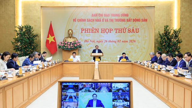 Thủ tướng: Xây dựng chính sách phát triển nhà ở cho người có thu nhập trung bình