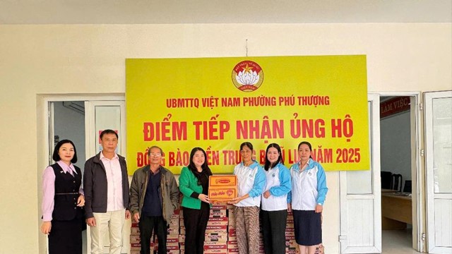 Phường Phú Thượng kêu gọi hỗ trợ đồng bào miền Trung sau bão lũ