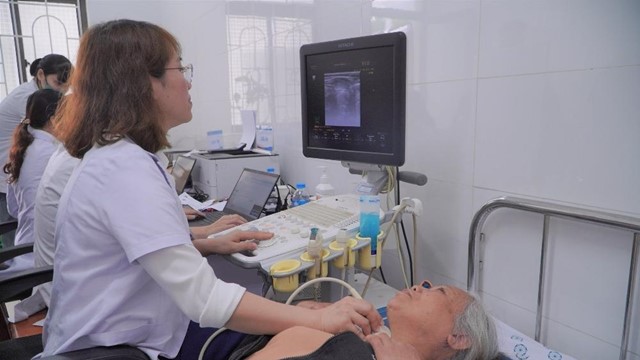 Đưa dịch vụ y tế chất lượng cao về cơ sở