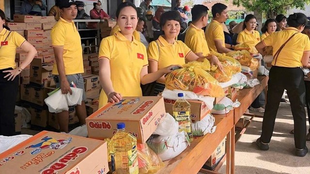 Hội LHPN xã Đông Anh: Kêu gọi hơn 800 triệu đồng ủng hộ đồng bào miền Trung, Tây Nguyên bị ảnh hưởng bởi mưa lũ