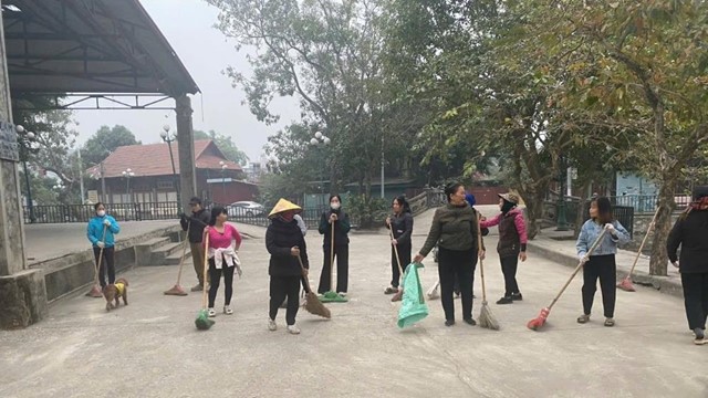 Hội LHPN xã Phúc Thịnh: Hành động vì môi trường xanh