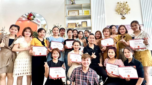 Đam mê khởi nghiệp với phun xăm thẩm mỹ