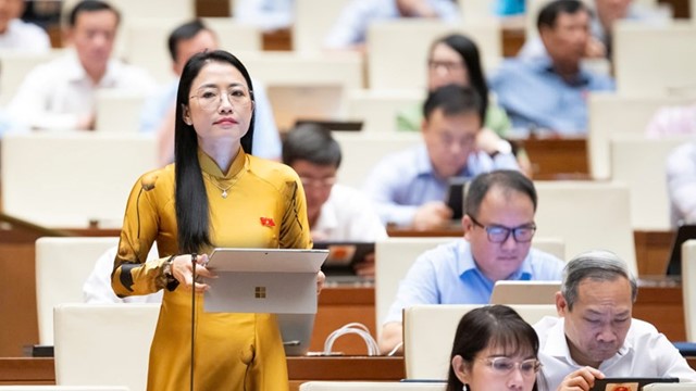 Cần siết lại quy định về người có ảnh hưởng quảng cáo sản phẩm