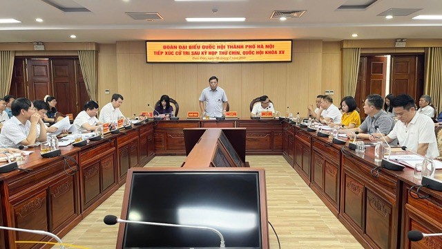 Cử tri đề nghị sớm thực hiện chính sách hỗ trợ cho cán bộ nghỉ hưu sớm phục vụ sắp xếp bộ máy 