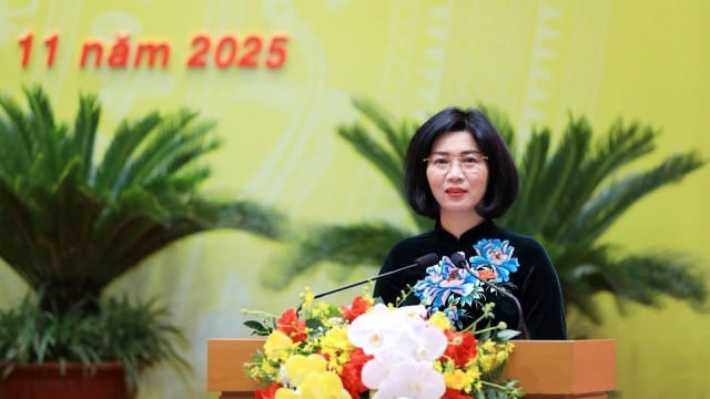 Tân Chủ tịch HĐND TP Hà Nội Phùng Thị Hồng Hà hứa sẽ toàn tâm, toàn ý, nỗ lực cống hiến hết mình