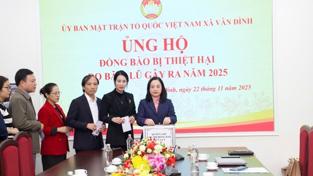 Xã Vân Đình ủng hộ đồng bào miền Trung - Tây Nguyên khắc phục hậu quả mưa lũ