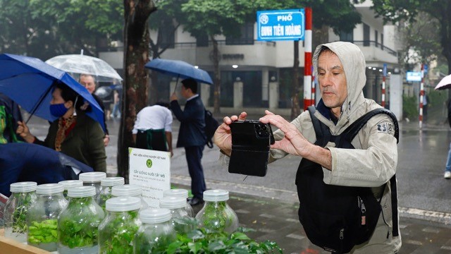 Học viện Nông nghiệp Việt Nam giới thiệu nhiều sản phẩm khoa học và công nghệ tiêu biểu tại Techfest Việt Nam 2025