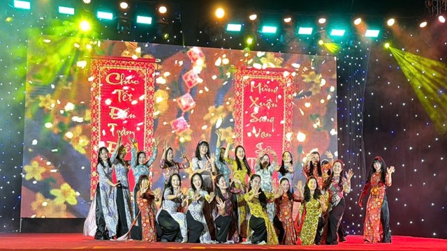 Xã Đoài Phương rộn ràng mừng năm 2026 với chương trình nghệ thuật “Sắc xuân trên quê hương”