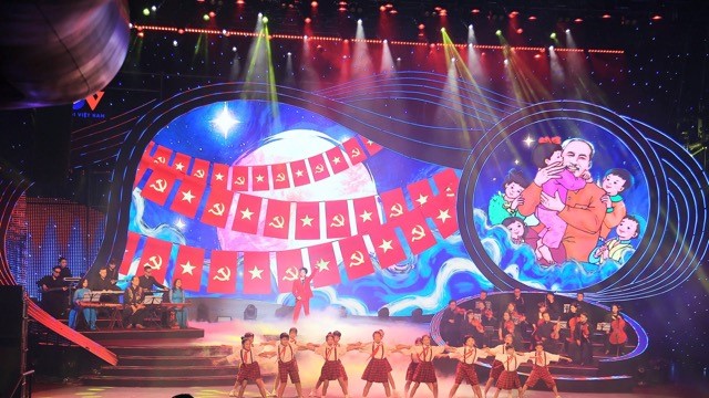 Lắng đọng chương trình nghệ thuật “Với Đảng vẹn toàn niềm tin yêu” 