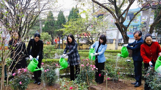 Xây dựng mô hình “Vân Đình nở hoa” chào mừng thành công Đại hội XIV của Đảng