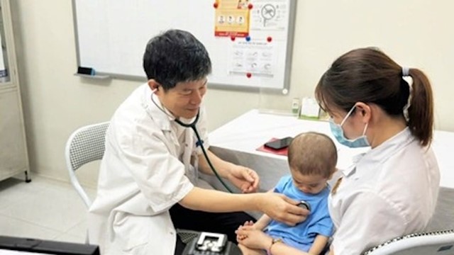Hà Nội: Khám sàng lọc miễn phí bệnh tim bẩm sinh cho trẻ em 