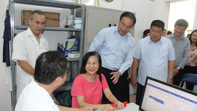 Hà Nội quan tâm chăm sóc sức khỏe cho người cao tuổi, chung tay để tuổi già an vui