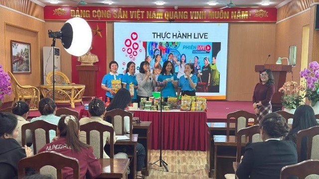 Hội LHPN Đại Thanh đẩy mạnh đào tạo kinh tế số cho nữ chủ doanh nghiệp