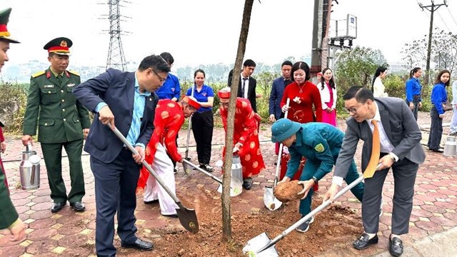 Xã Đại Thanh ra quân trồng cây đầu Xuân Bính Ngọ 2026