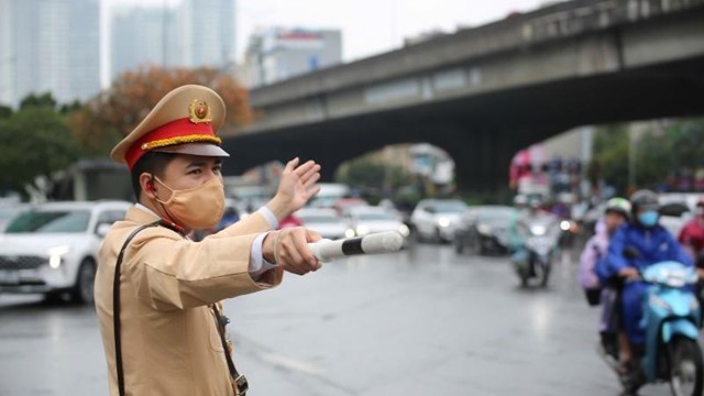 Giao thông Hà Nội ngày cuối kỳ nghỉ Tết: Cửa ngõ tăng lưu lượng, nội thành thông thoáng