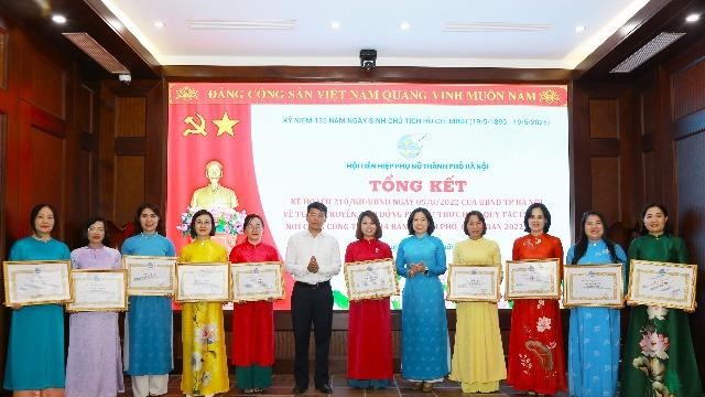 Biểu dương 80 điển hình tiêu biểu Phụ nữ Thủ đô làm theo lời Bác