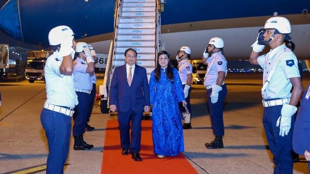 Thủ tướng Phạm Minh Chính tới Rio de Janeiro, bắt đầu chuyến công tác tại Brazil