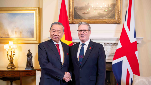 Thủ tướng Liên hiệp Vương quốc Anh và Bắc Ireland chủ trì Lễ đón chính thức và hội đàm với Tổng Bí thư Tô Lâm