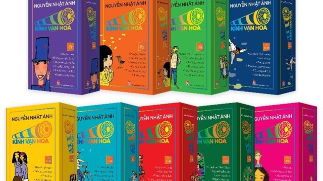 Ba thập niên “Kính vạn hoa”: Thế giới tuổi học trò chưa từng khép lại