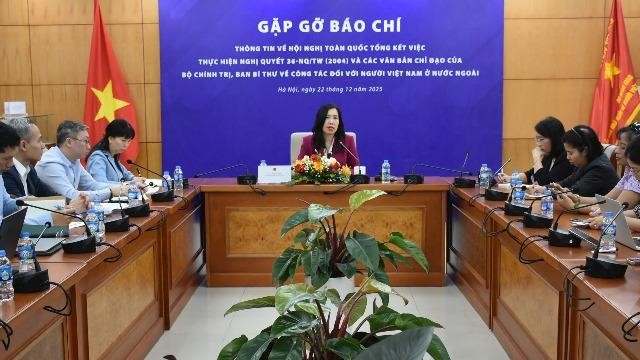 Hội nghị toàn quốc tổng kết Nghị quyết 36: Hơn 20 năm gắn kết người Việt Nam ở nước ngoài với sự phát triển đất nước