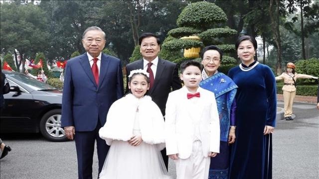 Tổng Bí thư, Chủ tịch nước Lào và Phu nhân rời Hà Nội, kết thúc tốt đẹp chuyến thăm cấp Nhà nước đến Việt Nam