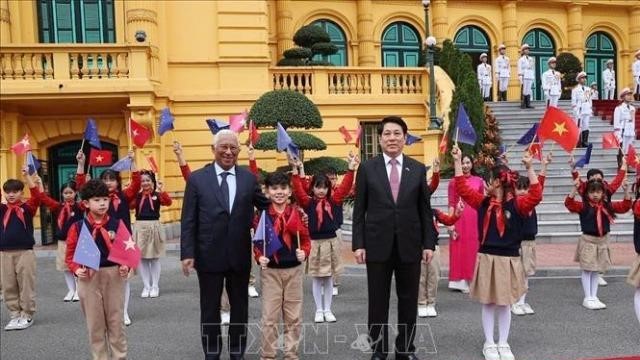 Chủ tịch nước Lương Cường chủ trì Lễ đón Chủ tịch Hội đồng châu Âu