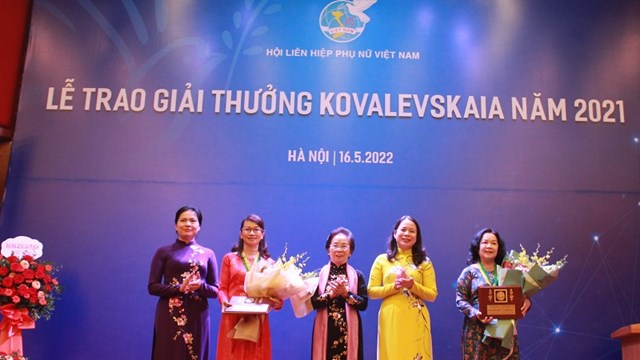 Hội LHPN Việt Nam: Trao Giải thưởng Kovalevskaia năm 2021 cho 2 nhà khoa học nữ xuất sắc