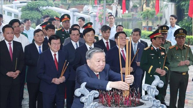 Kỷ niệm trọng thể 110 năm Ngày sinh Tổng Bí thư Nguyễn Văn Linh