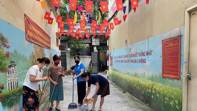 Hội LHPN phường Phương Liệt, TP Hà Nội: Chỉnh trang các tuyến đường ngõ phố xanh, sạch, đẹp