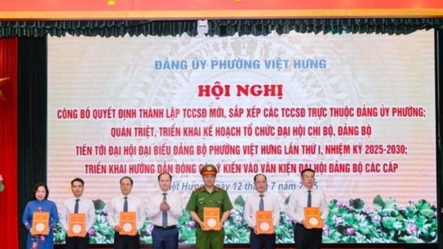 Xây dựng phường Việt Hưng văn minh, hiện đại, nghĩa tình