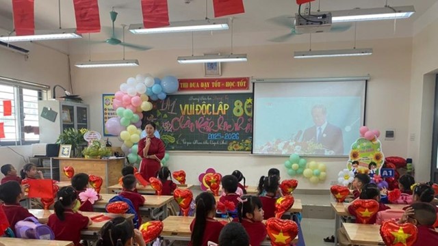 Xã Gia Lâm, TP Hà Nội: Hơn 20.000 học sinh phấn khởi bước vào năm học mới
