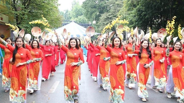 Từ ngày 20 và 21/11/2025, diễn ra Đại hội đại biểu phụ nữ thành phố Hà Nội lần thứ XVII, nhiệm kỳ 2025-2030 