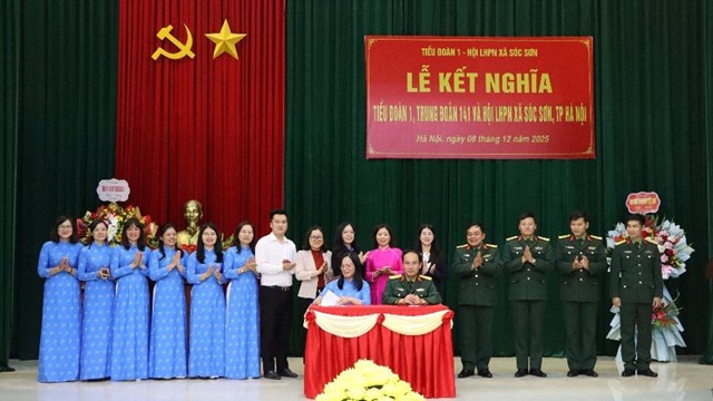  Lễ kết nghĩa giữa Tiểu đoàn 1, Trung đoàn 141 với Hội LHPN xã Sóc Sơn