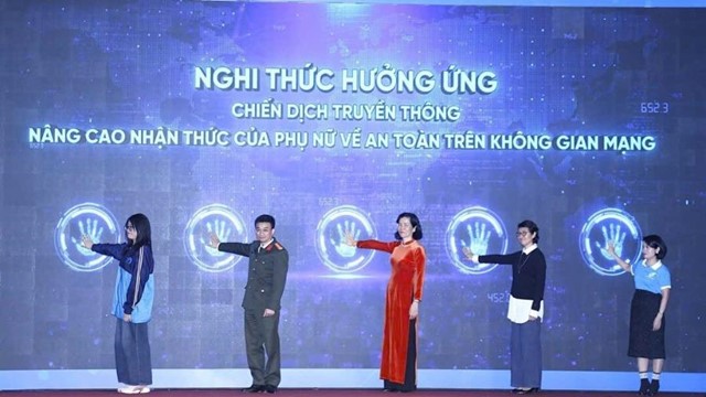 Kết nối “3 an” giúp phụ nữ làm chủ không gian mạng