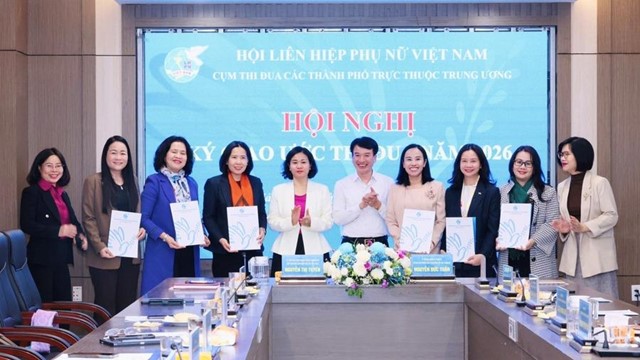  Khẳng định vị thế dẫn đầu phong trào phụ nữ cả nước