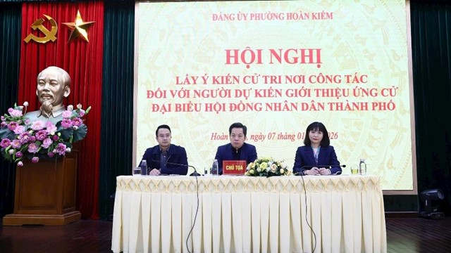 Phường Hoàn Kiếm lấy ý kiến cử tri đối với người được dự kiến giới thiệu ứng cử đại biểu HĐND Thành phố