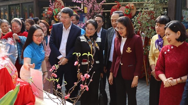 Phường Cửa Nam: Ấm áp chương trình “Tết sum vầy - Xuân ơn Đảng”