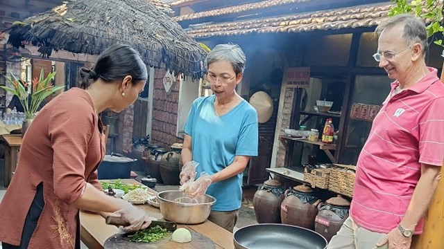 Bài 2: Vẫn còn nhiều “lỗ hổng“
