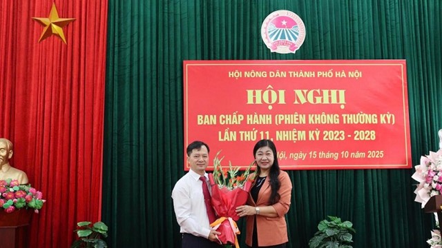 Đồng chí Trần Văn Nhung giữ chức Phó Chủ tịch Hội Nông dân Thành phố Hà Nội nhiệm kỳ 2023-2028