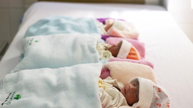 “Khuyến sinh” để nâng cao chất lượng dân số